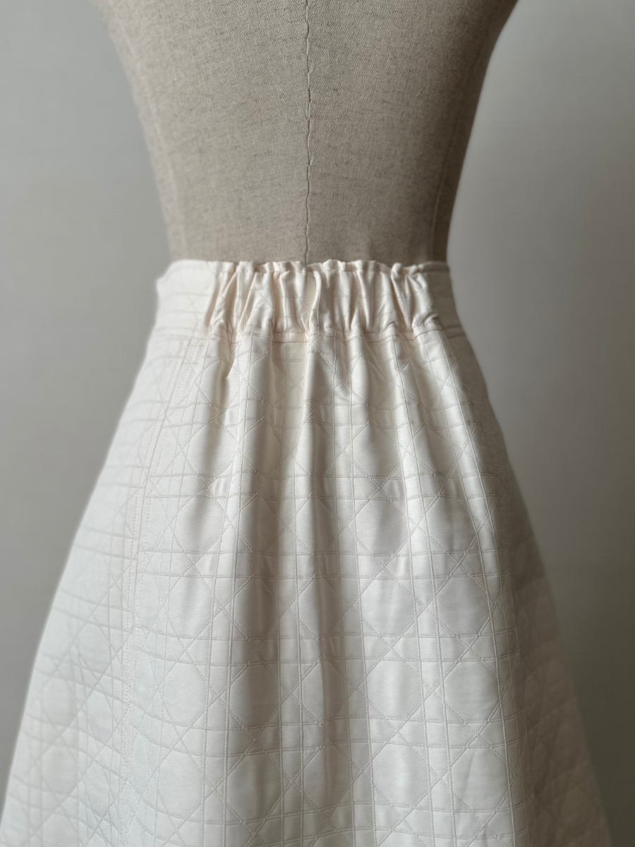 【Ivory】Quilted A-line skirt(再入荷)